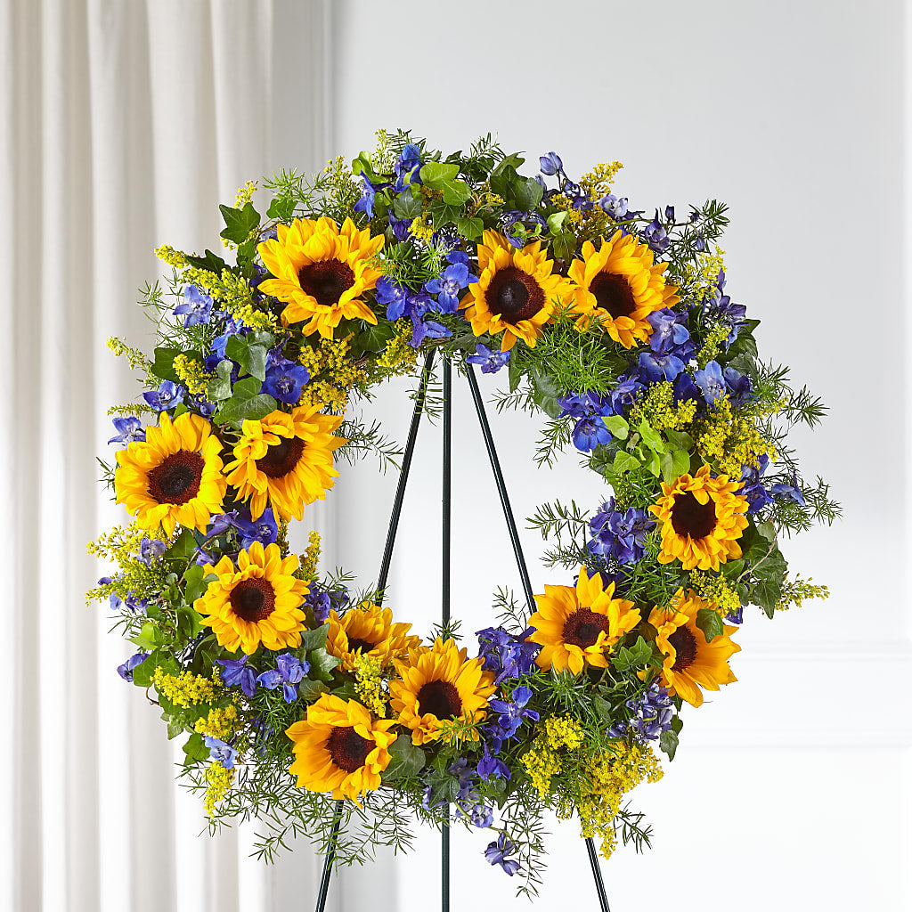 Bright Rays Wreath – SARAH'S FLOWERS, Fullerton CA