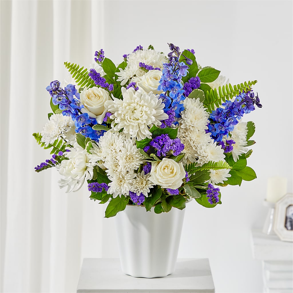 Hold Dear Tabletop Basket – SARAH'S FLOWERS, Fullerton CA