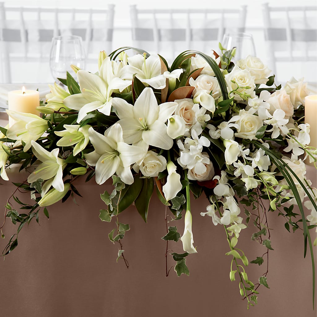 White Linen Arrangement – SARAH'S FLOWERS, Fullerton CA