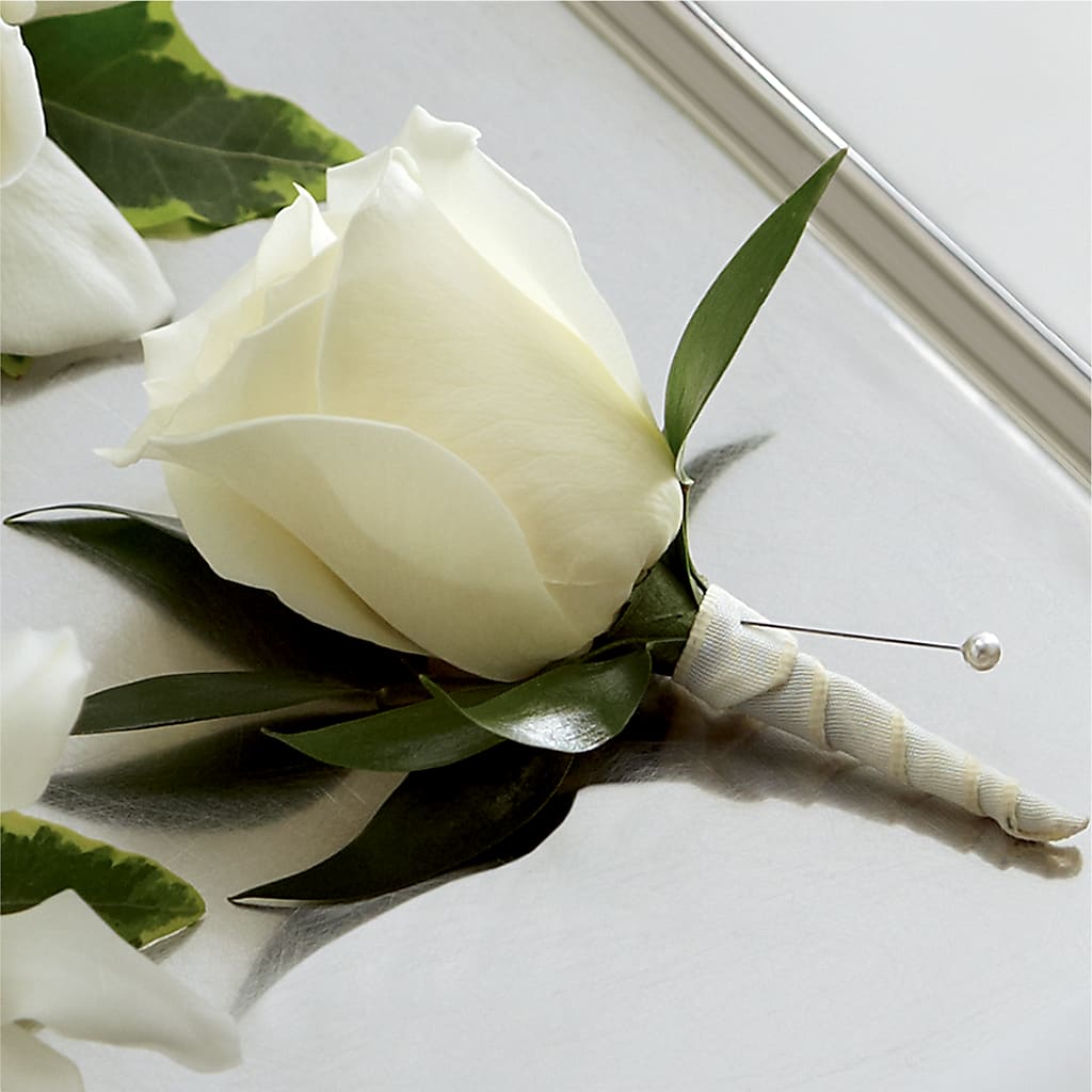White Rose Boutonniere – SARAH'S FLOWERS, Fullerton CA