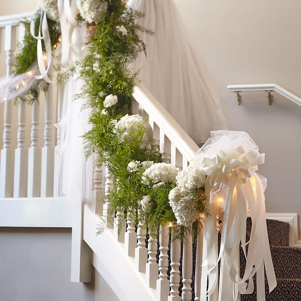 Champagne Dreams Garland – SARAH'S FLOWERS, Fullerton CA