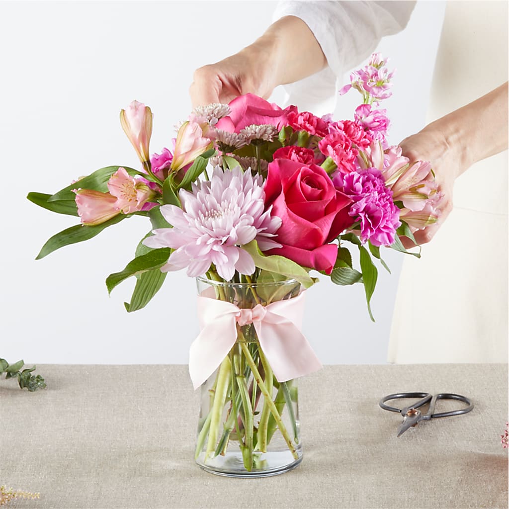 Pink Ribbon - A Florist Original – SARAH'S FLOWERS, Fullerton CA