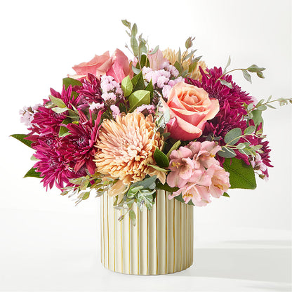 Berry Cobbler Bouquet with Ivory Vase – SARAH'S FLOWERS, Fullerton CA