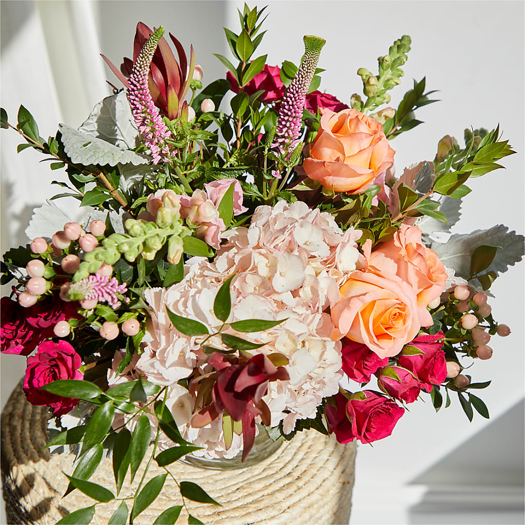 Glitz & Glam Bouquet – SARAH'S FLOWERS, Fullerton CA