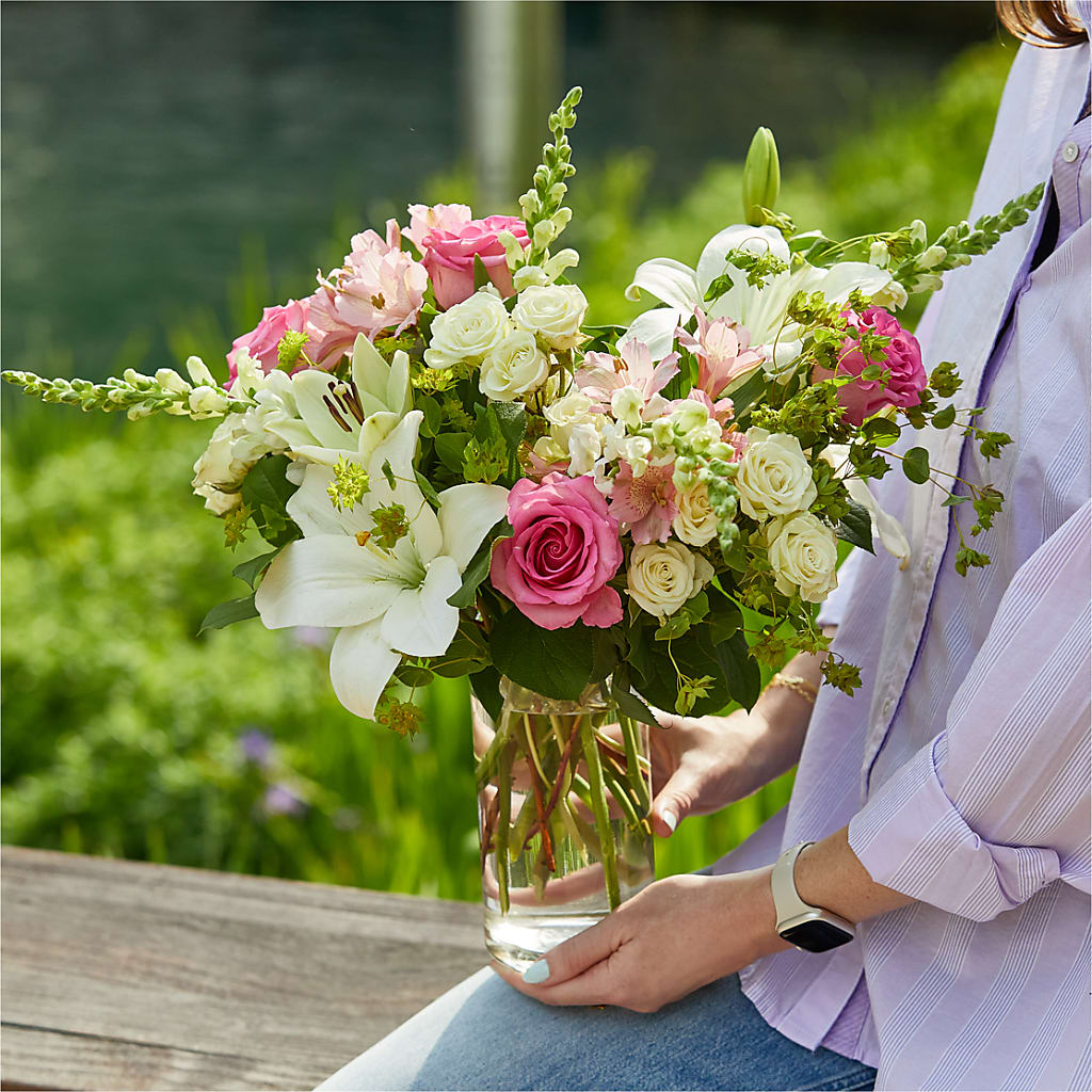 Fondly Bouquet – SARAH'S FLOWERS, Fullerton CA