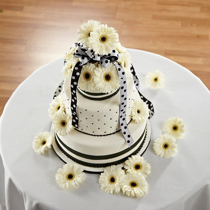 Simple Sophistication Cake Décor – SARAH'S FLOWERS, Fullerton CA