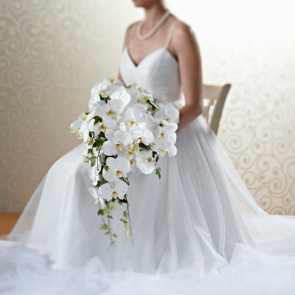 Classic White Bouquet – SARAH'S FLOWERS, Fullerton CA